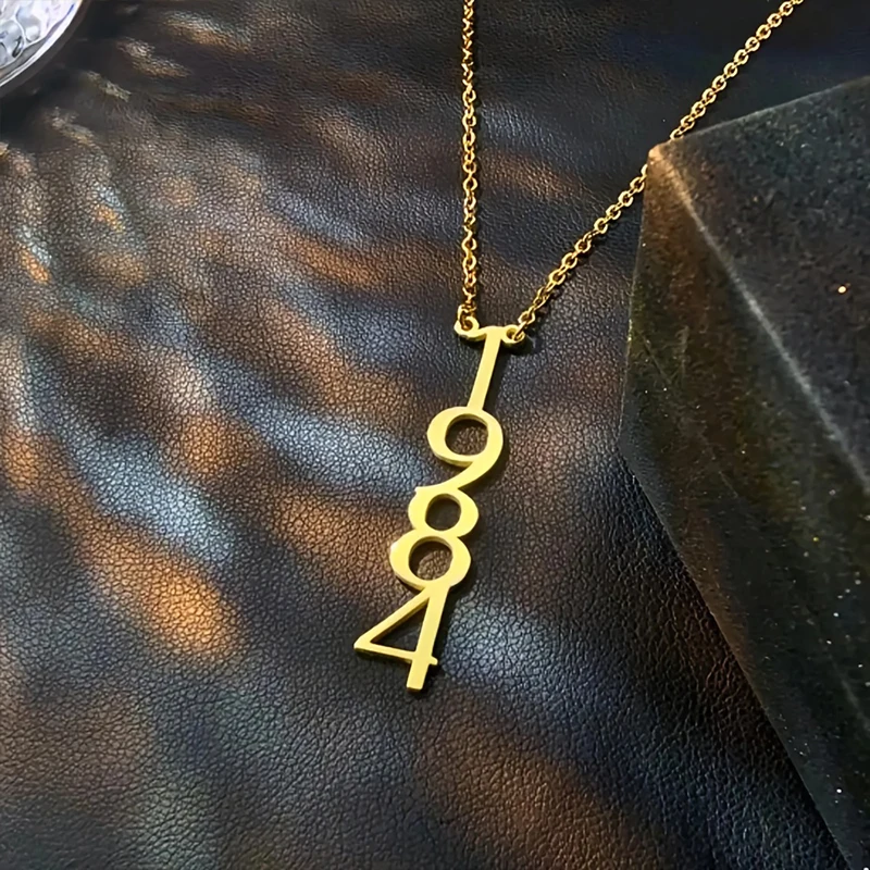 

Custom Stainless Steel Lucky Number Necklace Minimalist Design Personalized Year & Date Pendant Necklace Elegant Women's jewelry