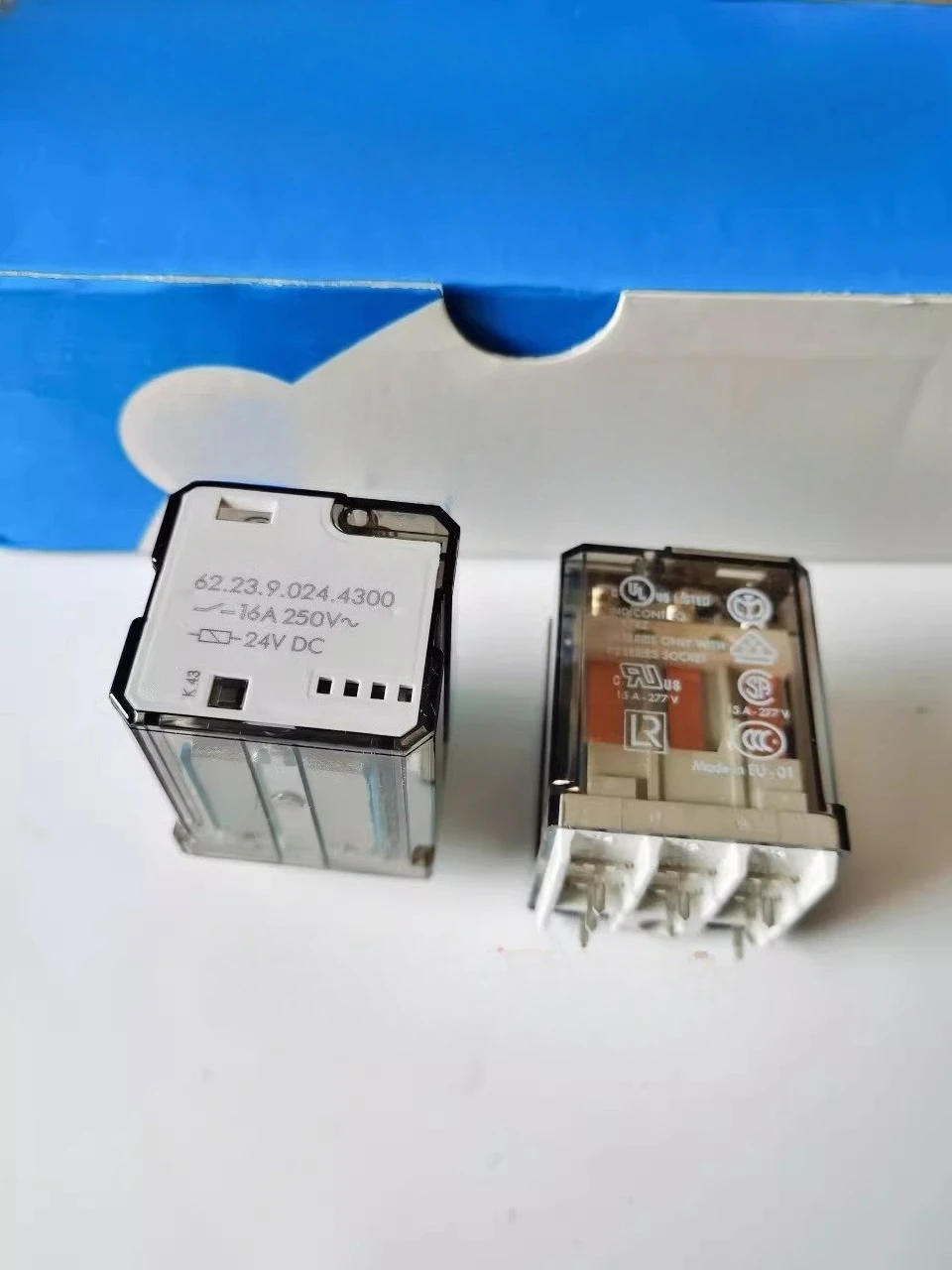 Original Relay 62.23.9.024.4300 Brand New 16A DC24V 8 Pins