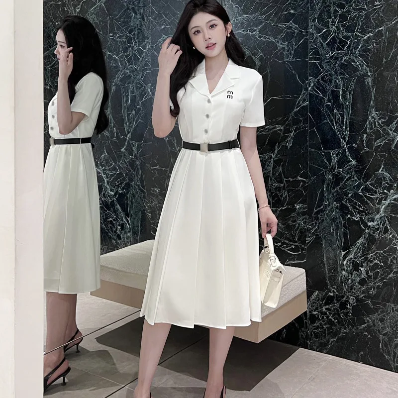 

2024 New Luxury Brand High-end Women's Monogram Embroidered Belt Embellished with Temperament Commuter Small Suit Collar Dress