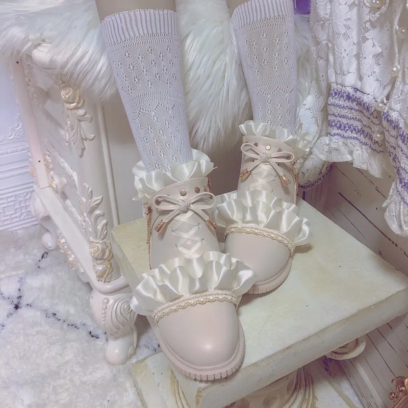 

Kawaii Girl Sweet Lolita Shoes Rivet Thick Heel Short Tube Thick-soled Round Toe Shoes Female Martin Boots Lotus Leaf Lace Cos