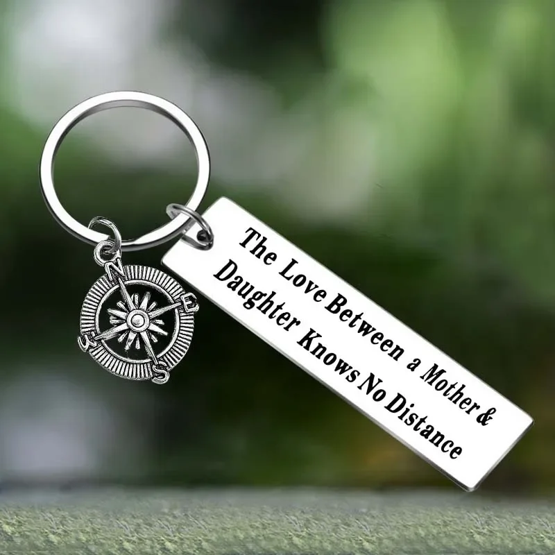 Cute Long Distance Relationship Gifts Keychain Family Mother Father Daughter Son Key Chain Pendant Jewelry Mom Dad birthday Gift