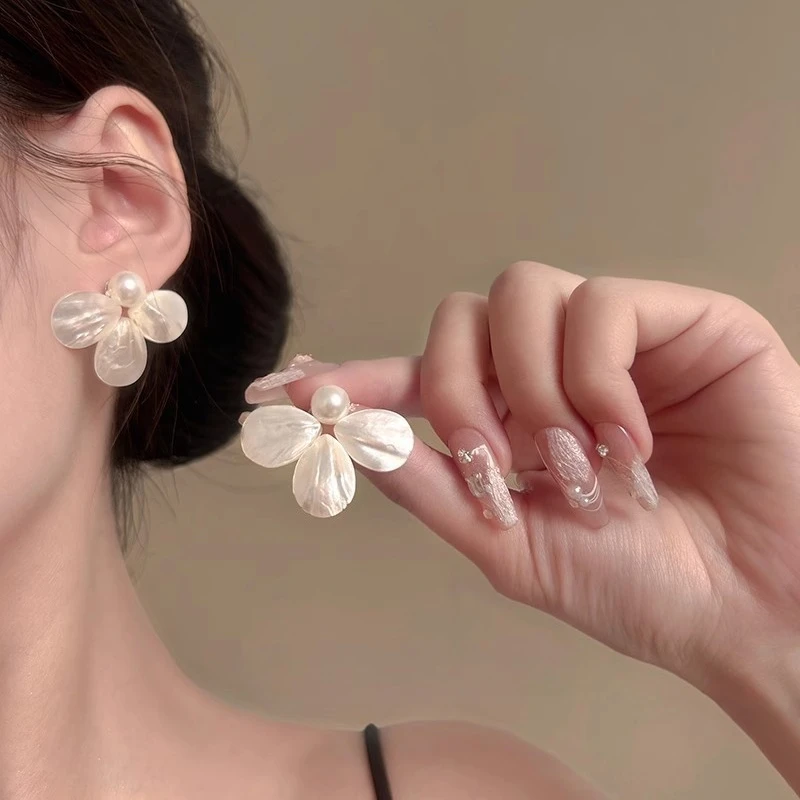 Trendy Jewelry Simply Design Vintage Temperament Shell petals Simulated Pearl Earrings For Women Party Gifts Dropshipping