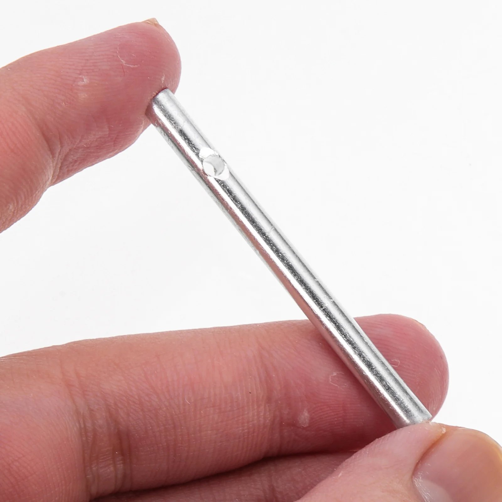 

7Pcs Aluminum Wind Chime Tubes Hollow DIY Windchime Pipes Replacement Parts for Garden Patio Yard Decoration Accessories