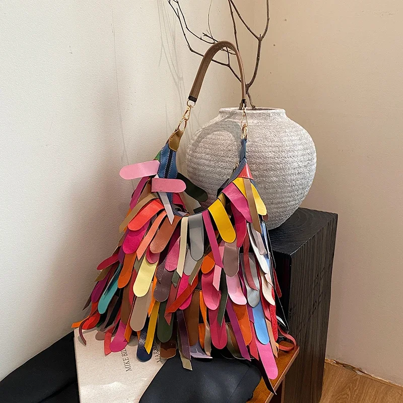 

Новая модная женская сумка через плечо с высокой текстурой, модная цветная сращивание, 2026, высококачественная большая вместительная сумка на одно плечо