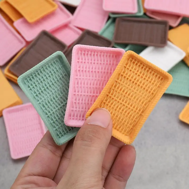 

Unique 10Pcs Dollhouse Miniature Kitchen Set, Simulation Cutlery, Bread Plate and Dessert Dish Model, Doll House Props