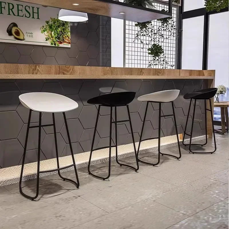 

Luxury Designer Modern Bar Stools White Metal Iron Ergonomic Plastic Bar Stools Relaxing Tall Cadeira Alta Living Room Furniture