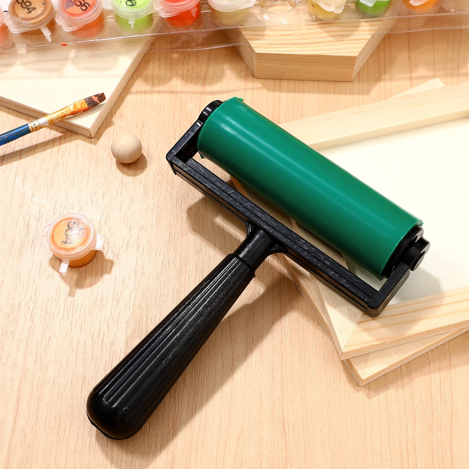 

10Cm Green Printmaking Tool Rubber Roller with Comfortable Handle for Even Glue Ink Spread in Graphic Art Works