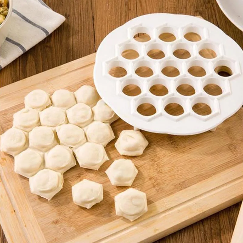 19 Holes DIY Raviolis Maker Making Patty Dough Press Manti Mould Pelmeni Pasta Mold Dumpling Kitchen Tools Cuisine