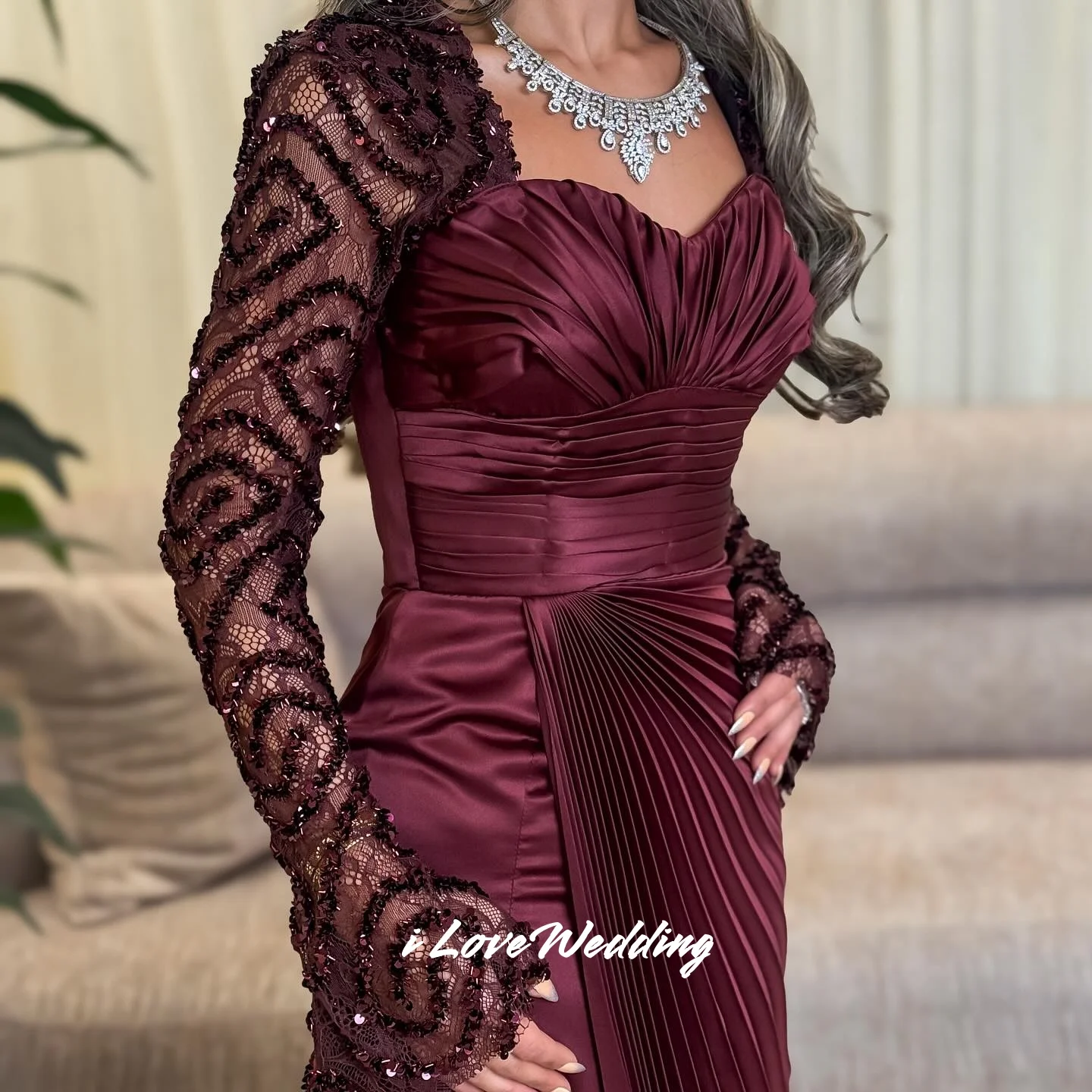 Robes de soirée chérie bordeaux 2025 dentelle perlée à manches longues sirène longueur au sol robes de soirée de mariage plissées personnalisées