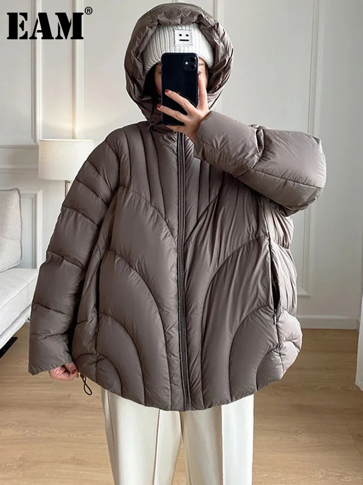 [EAM] Camel Big Size Keep Warm Down Jacket New Hooded Long Sleeve Warm Women Parkas Fashion Tide Autumn Winter 2024 CP3472