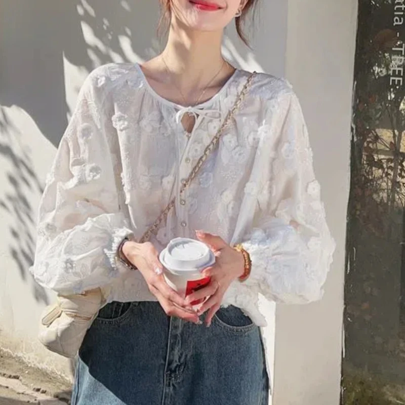 Spring Autumn Fashion Pure Cotton Long Sleeve Shirts Women\'s Clothing Embroidery Lacing Thin Style Chaopai Lace Loose Blouses