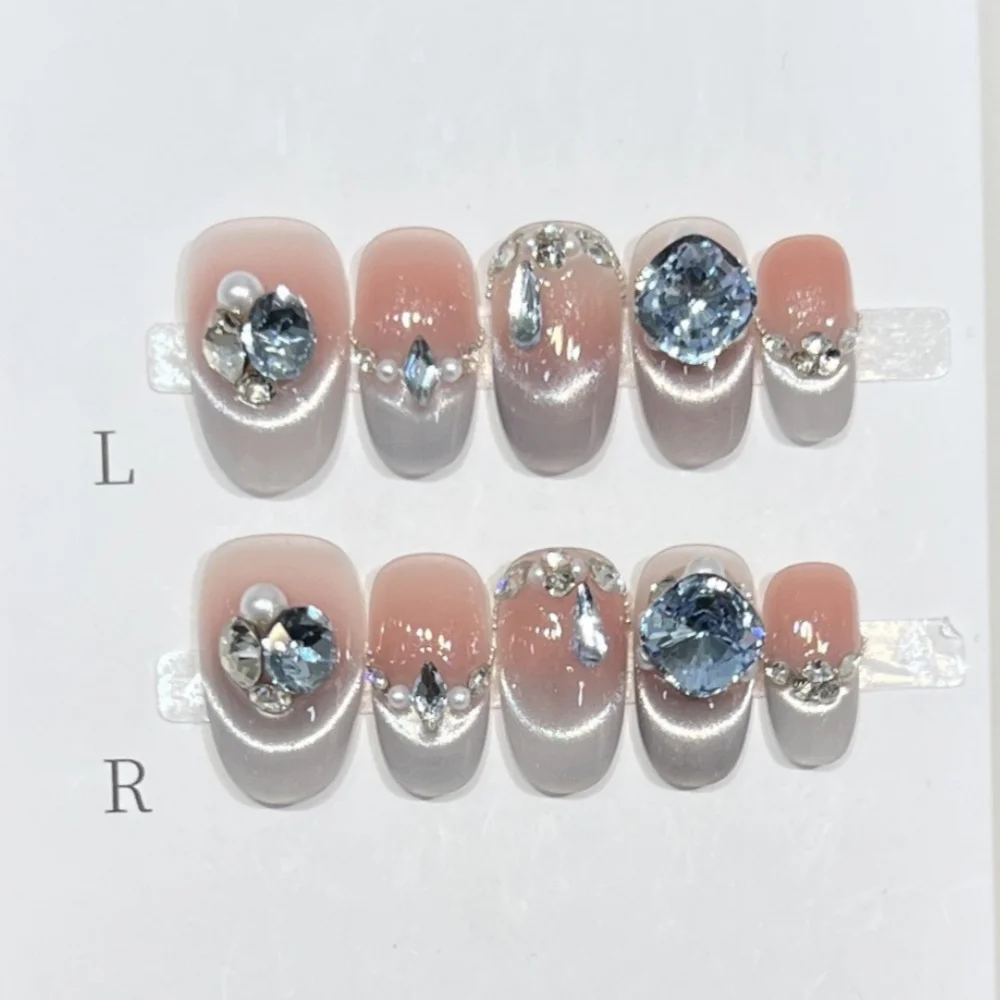 10pcs Short Oval Handmade Fake Nails Art Wearable Blue Cat's Eye French Tips False Nail with Diamond Design Press on Nails Sets