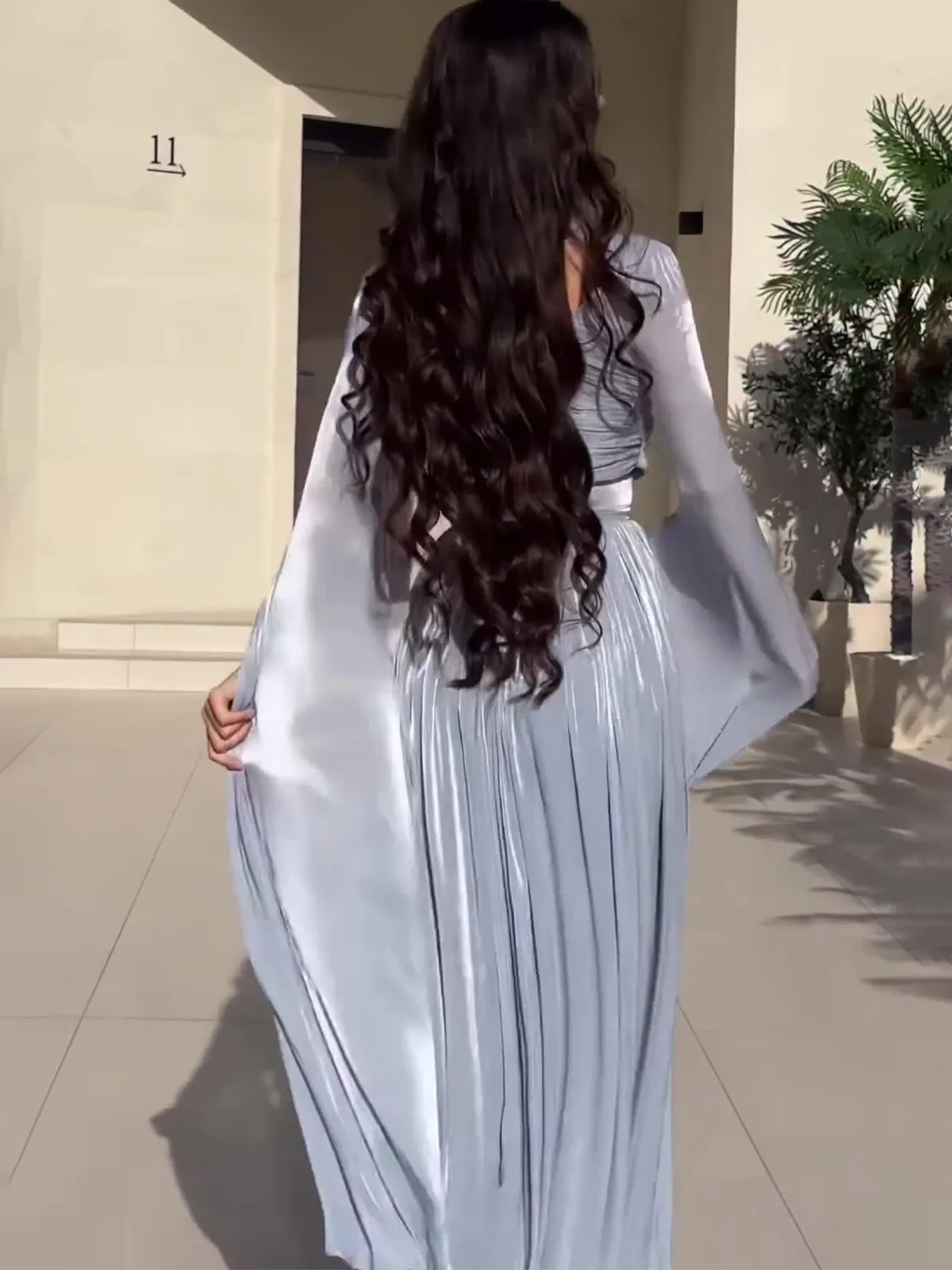 Long Sleeve Dress Seam Detail Fitted a Line Skirt with Turtleneck Style Nameless Noblewoman Style Evening Dress for Women