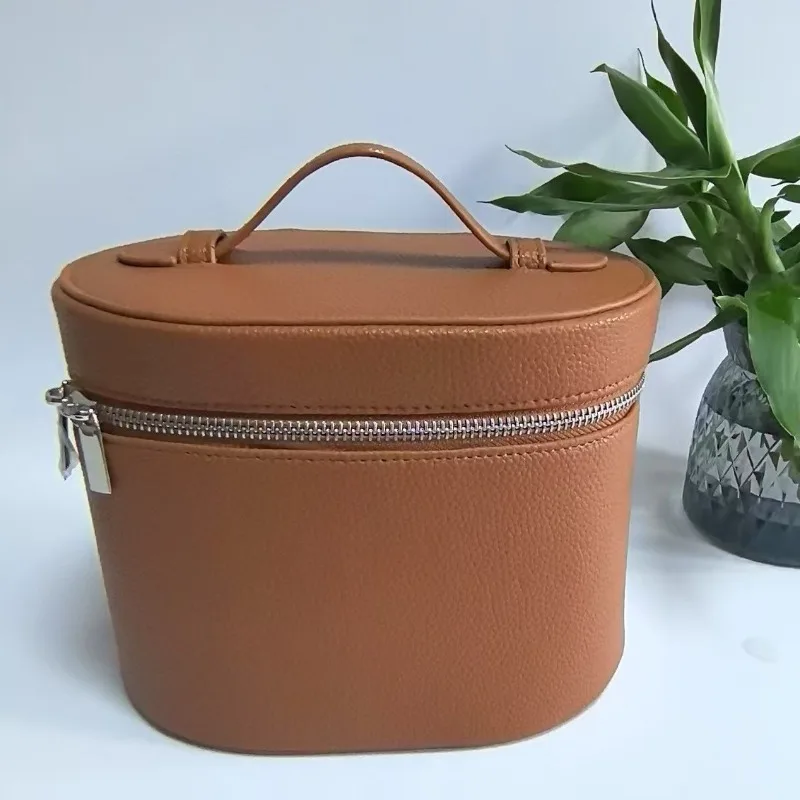 新型puメイクアップバッグ、ポータブル大容量化粧ポーチ、高級旅行用洗面用具オーガナイザー。