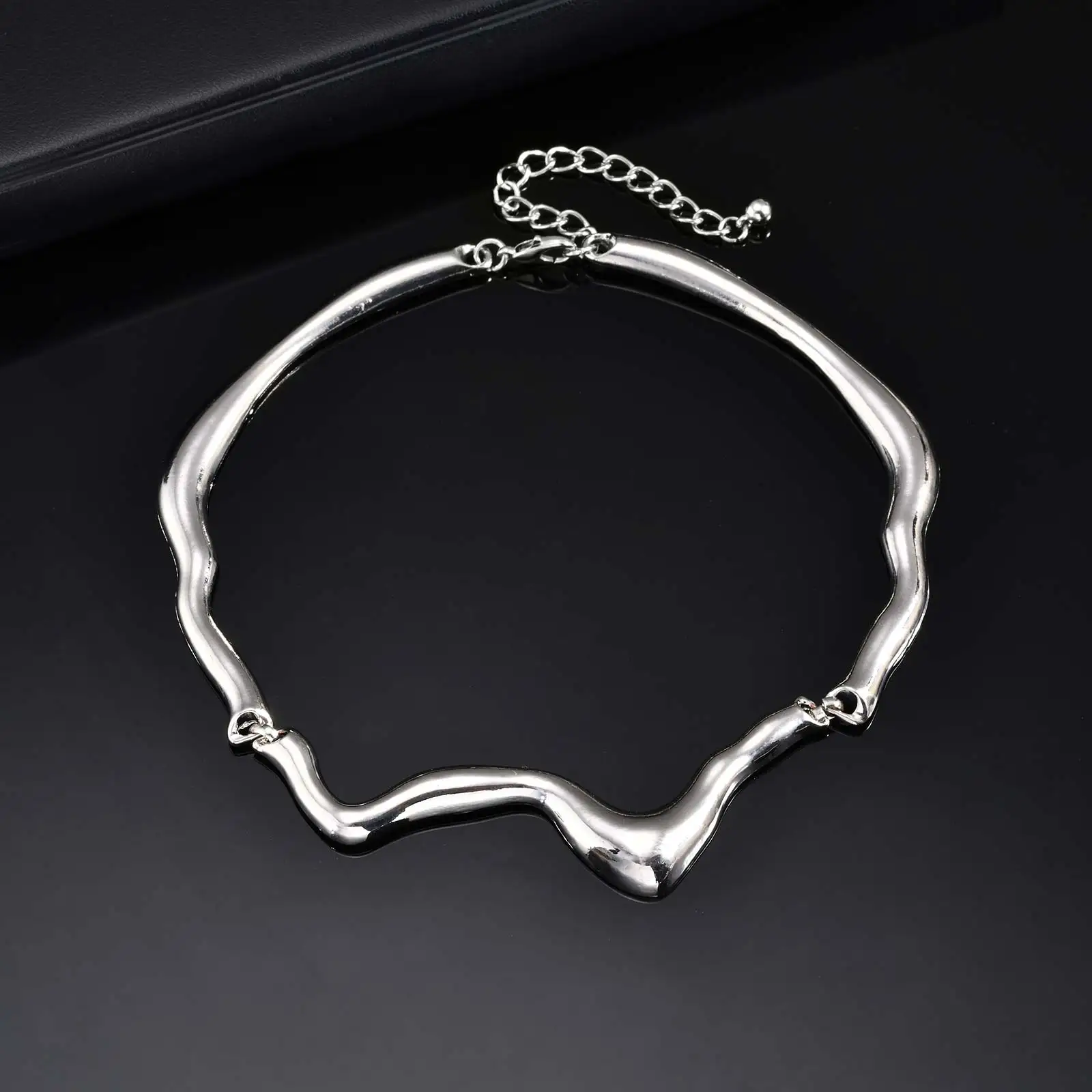 

Exaggerated Punk Twisted Wave Irregular Necklace Silver Color Vintage Geometric Choker for Men Women Stainless Steel Jewelry