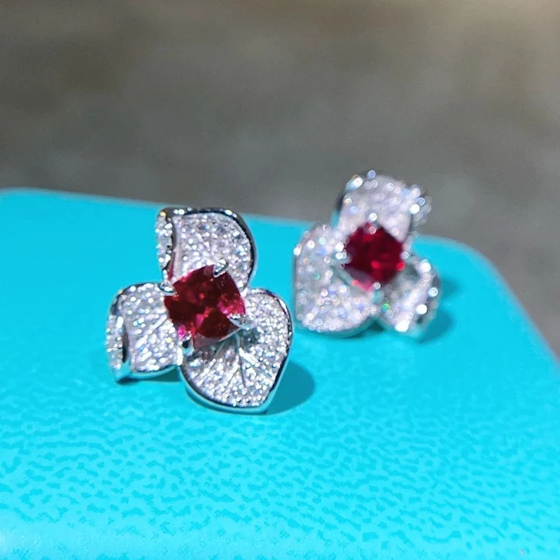 Huitan Flower Stud Earrings with Red Cubic Zirconia Bling Bling Ear Accessories for Women Wedding Party Luxury Jewelry Newest