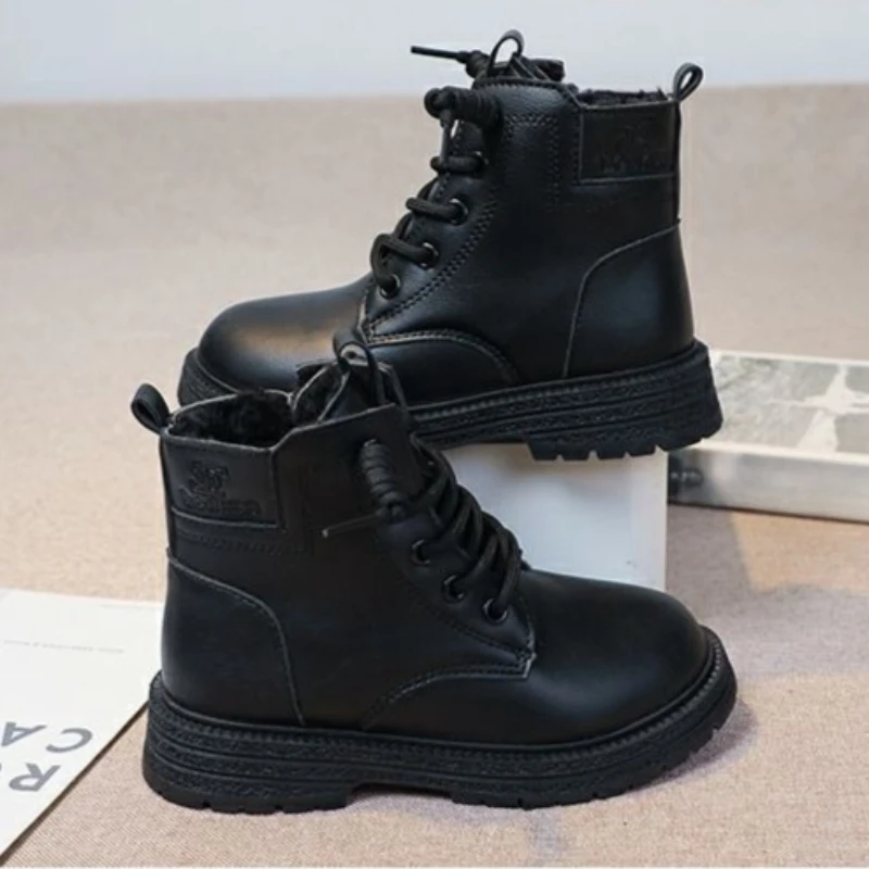 

Waterproof Soft Sole Girls Short Boots 2026 New Style Outdoor Activity Boots for Kids Students Shoes