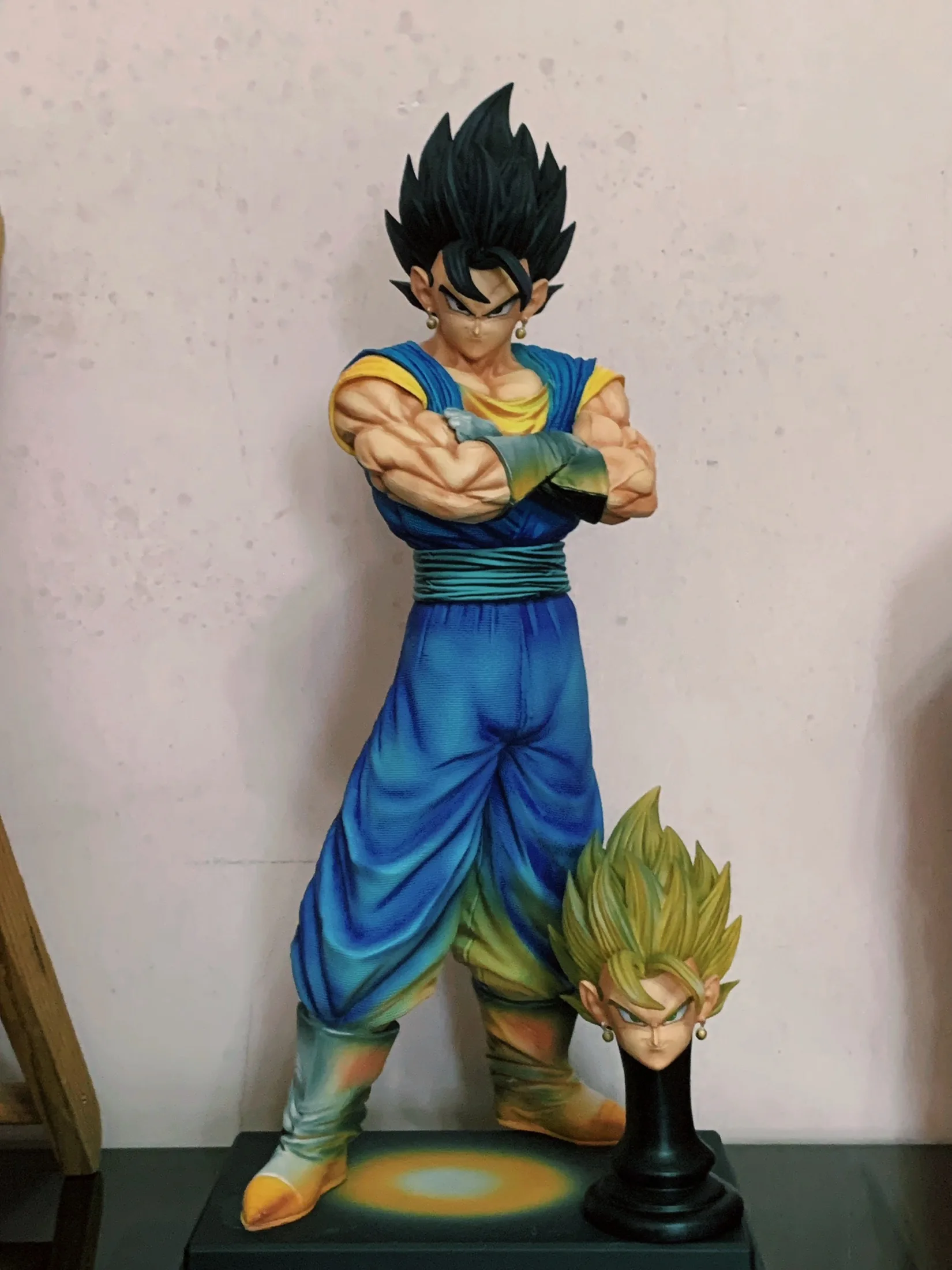 

Новая фигурка Dragon Ball Z Vegito, аниме-фигурка, модель Super Saiyan, стоячая статуя, Коллекционная Posable, аниме-модель, игрушки