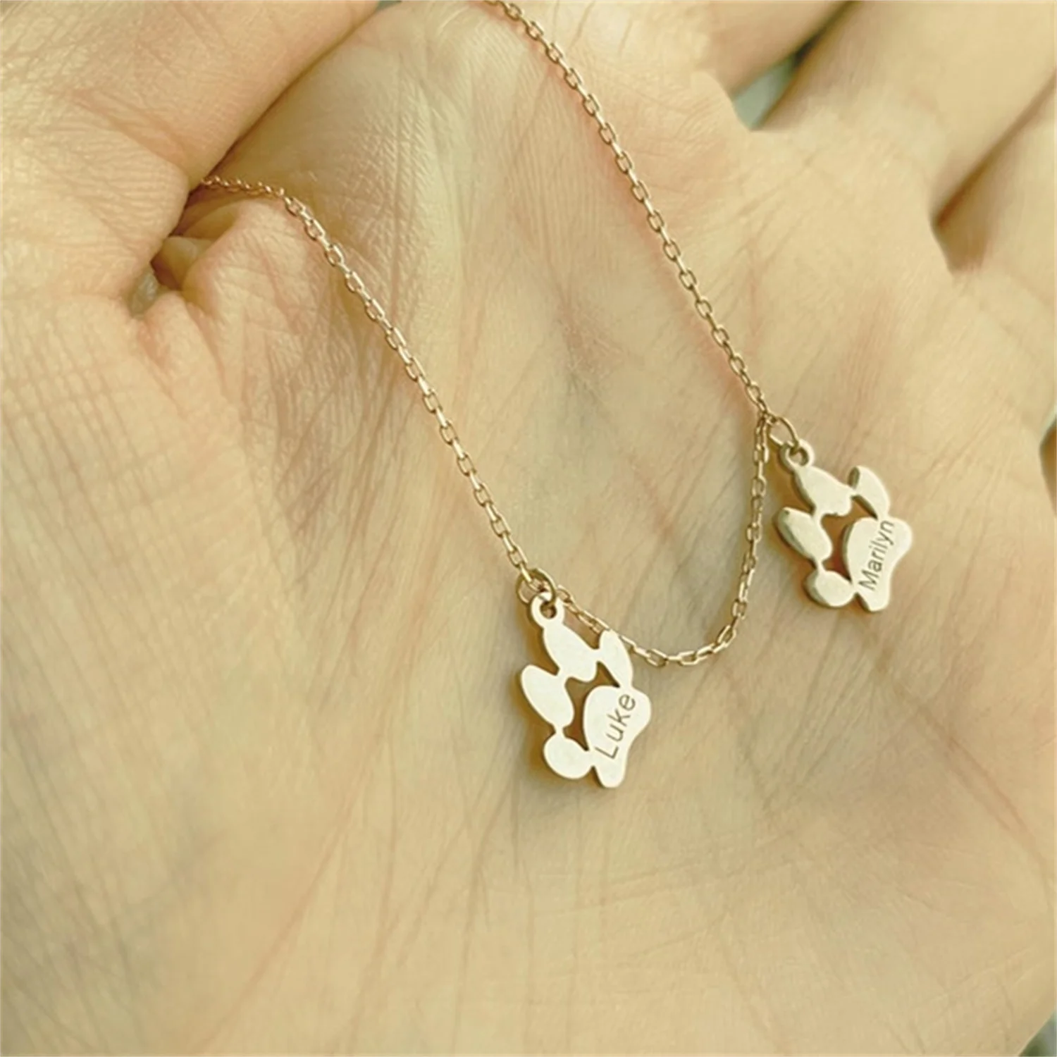 Mini Dog Paw Necklace Engraved Name Necklace Paw Print Name Jewelry Dainty Jewelry Wife Valentine\'s Day Memorial Gift For Women