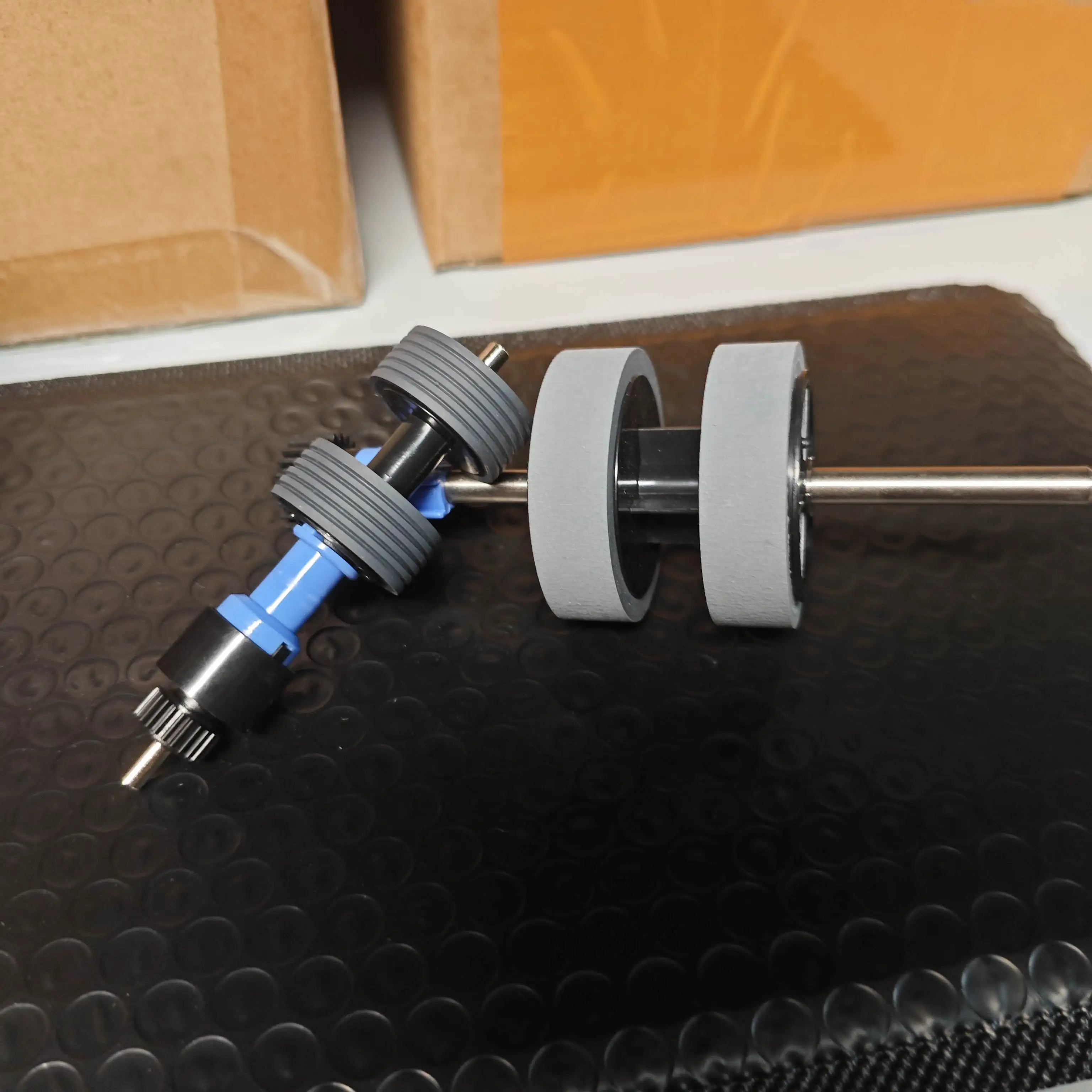 

1 комплект ролика захвата для EPSON ES 400 500 865 DS 530 570 575 770 755 780 870 970 B12B819031 B819041041 детали сканера