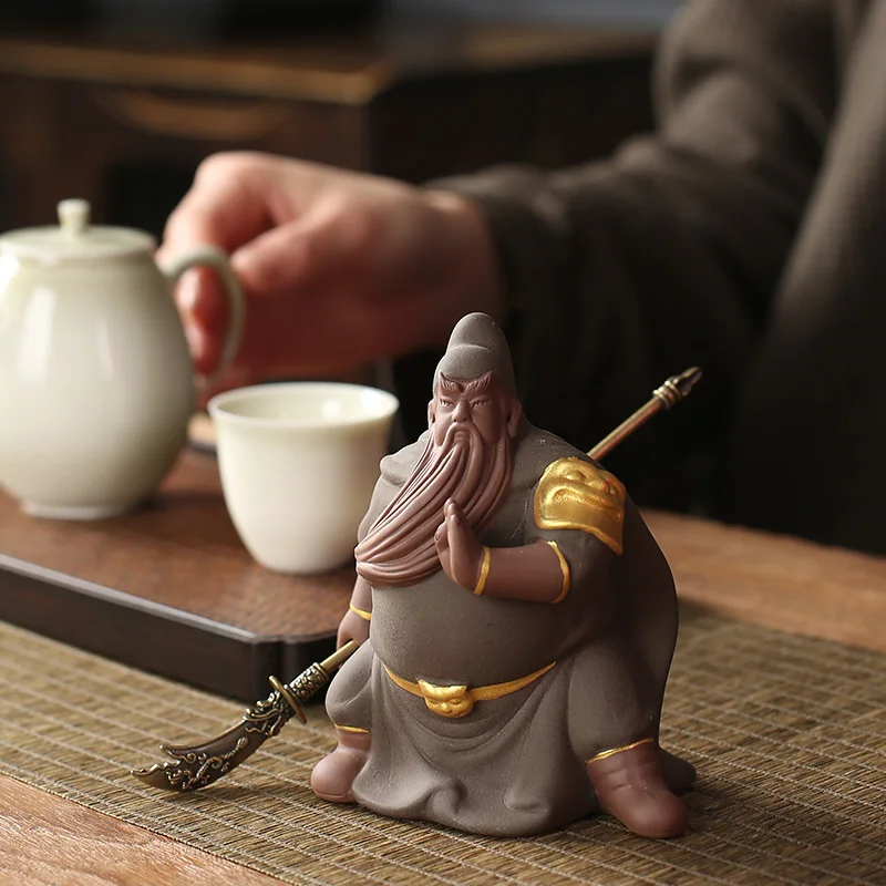 Purple Sand Tea Pet Decoration Zhongyi Guan Gong Creative Hand-carved Tea Pet Tea Tray Ceremony Crafts