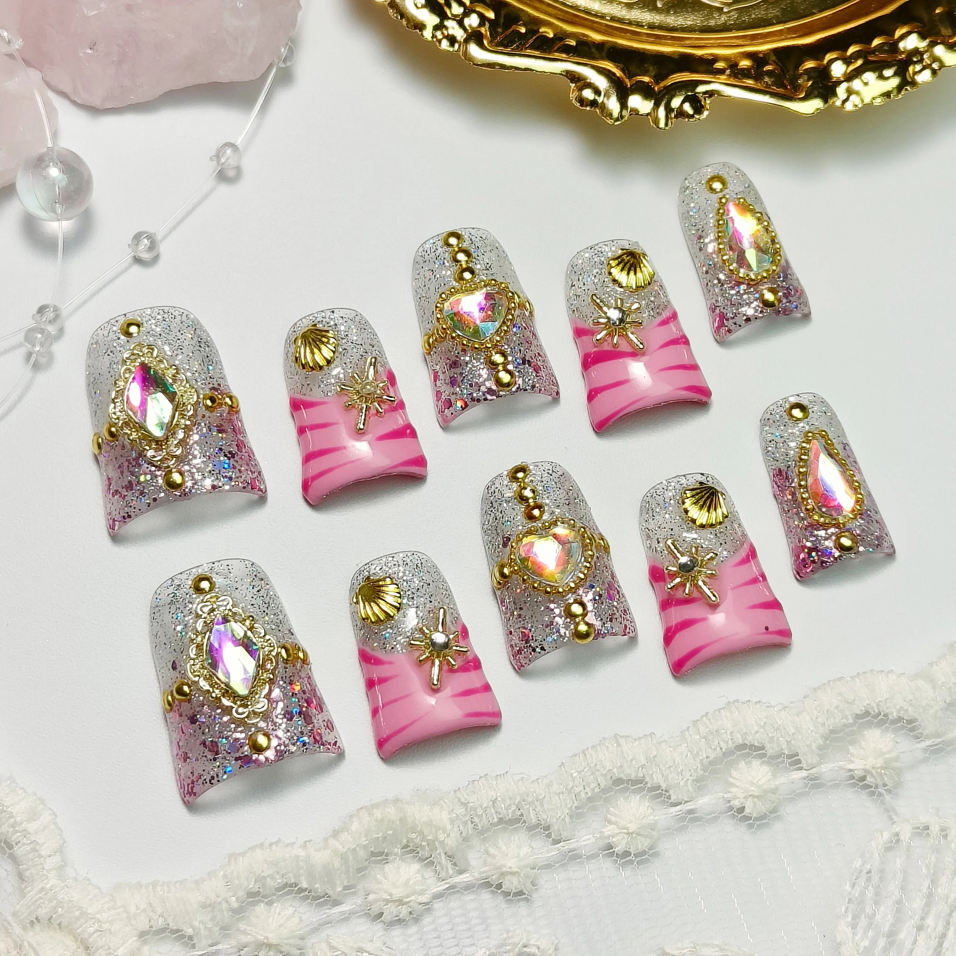 10 pezzi di unghie finte, stile fata di lusso, glitter rosa-argento, conchiglia e gemme, strass 3D, fatte a mano