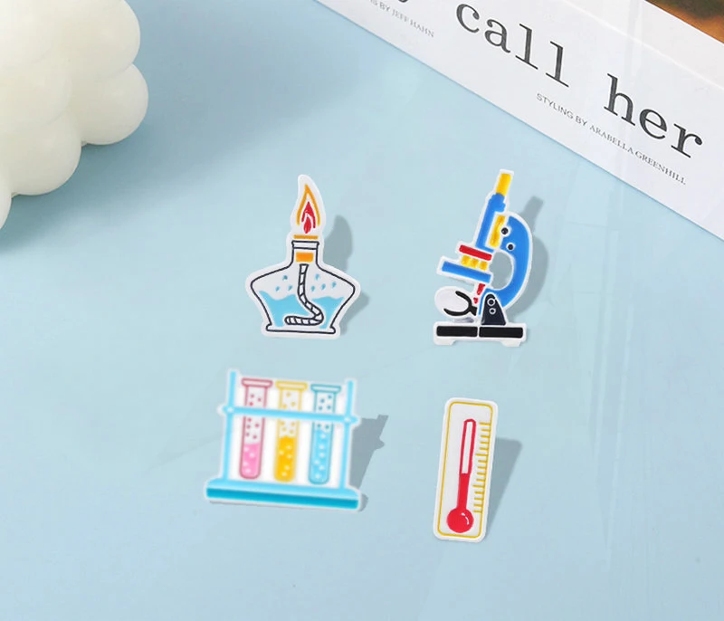 Bag Clothes Lapel Pins Chemistry Badge Erlenmeyer Flask Jewelry Gift Kids Magic Science Enamel  Pins Custom Microscope Pines