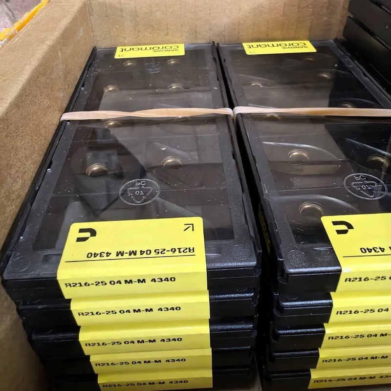 

Hard alloy cutting blades R216-2504M-M 4340