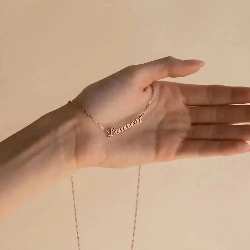 Collar con ondas de agua con nombre personalizado, cadena de clavícula de pareja de acero inoxidable personalizada, joyería de cumpleaños para mujer, regalo al por mayor