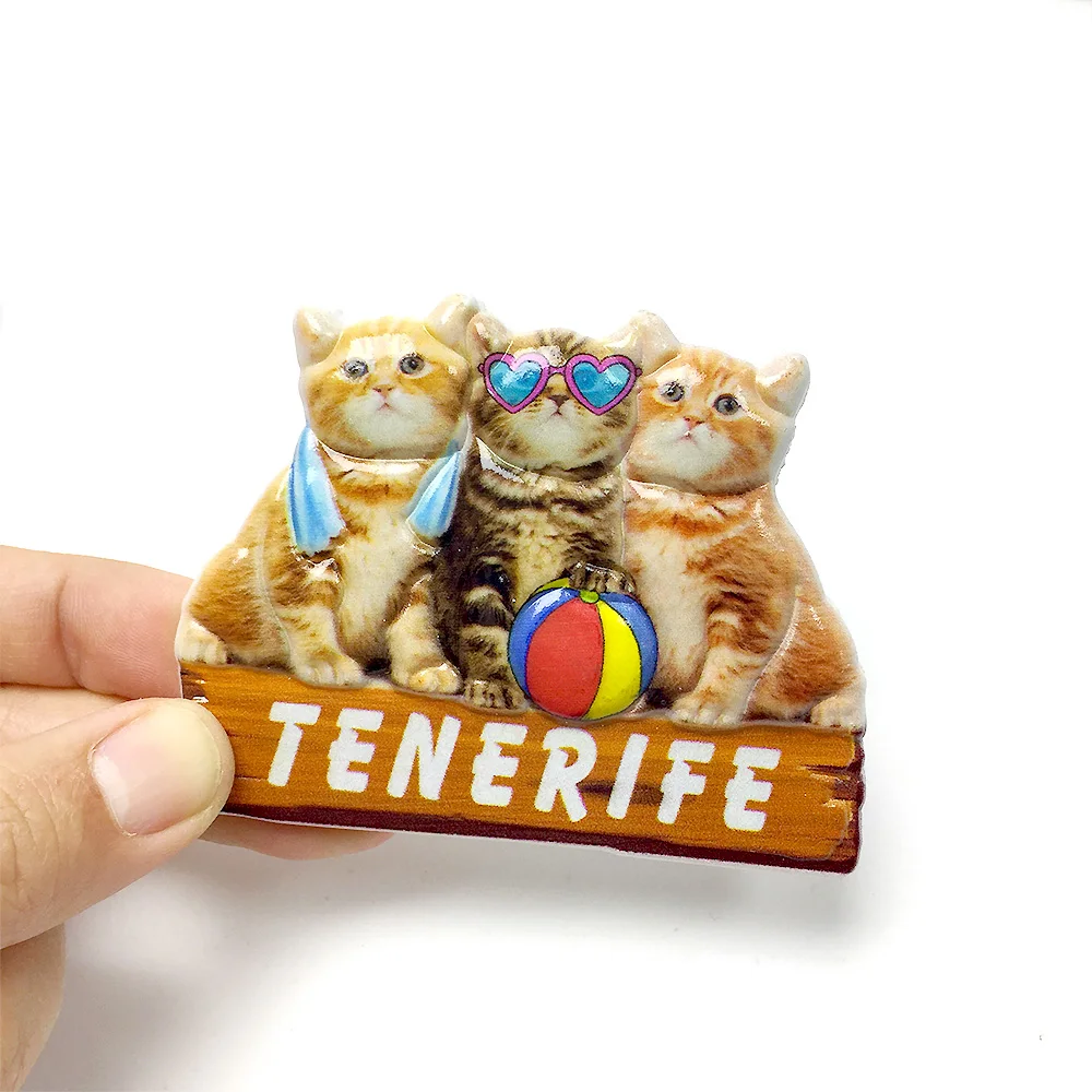 

‌Tenerife Cat Fridge Magnet - Resin Material with Magnetism - Cute Animal Decor for Home and Kitchen‌