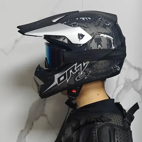 905-Casco todoterreno para bicicleta de montaña, casco para bicicleta eléctrica para las cuatro estaciones, casco de rally para hombre, reducción de velocidad de montaña