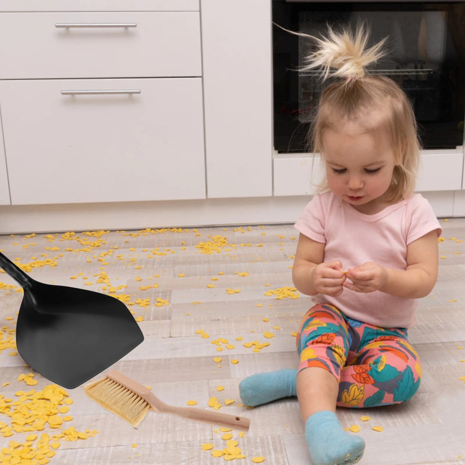 

1 Set Mini Dustpan Brush Set High-Grade Wood Handheld Broom Portable Cleaning Supply For Desktop Keyboard Pet Hair Household