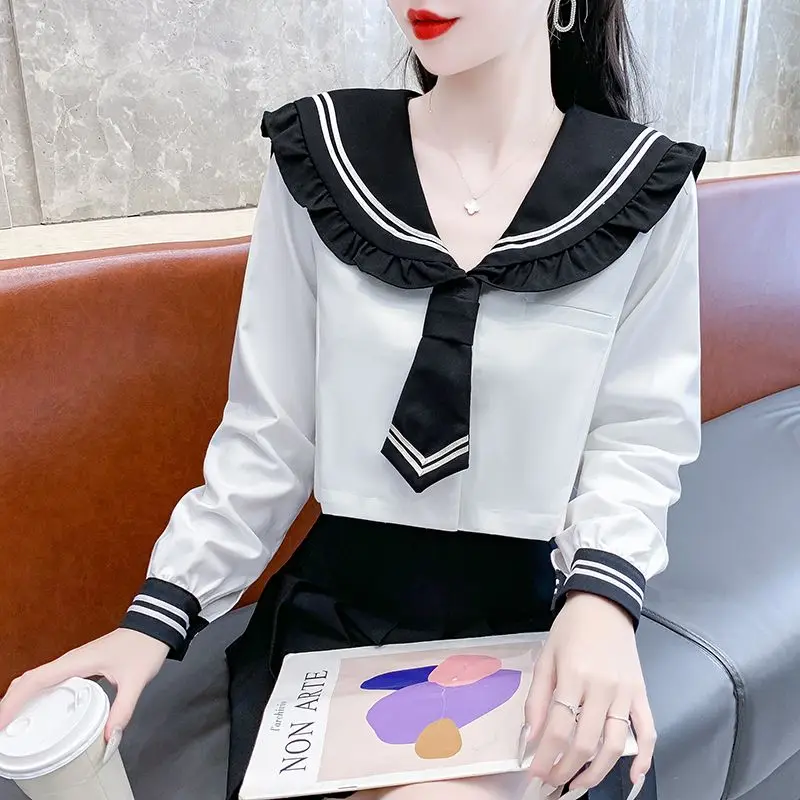 Navy Collar Shirt New Women\'s Long Sleeved Autumn Fashion Beautiful Little Shirt Chic and Stylish Anti-aging Short Top