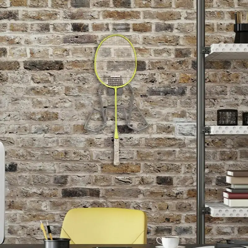 

Металлическая Нескользящая стойка для хранения теннисных ракеток, настенный органайзер для 6 мячей и 4 ракеток, для гаража