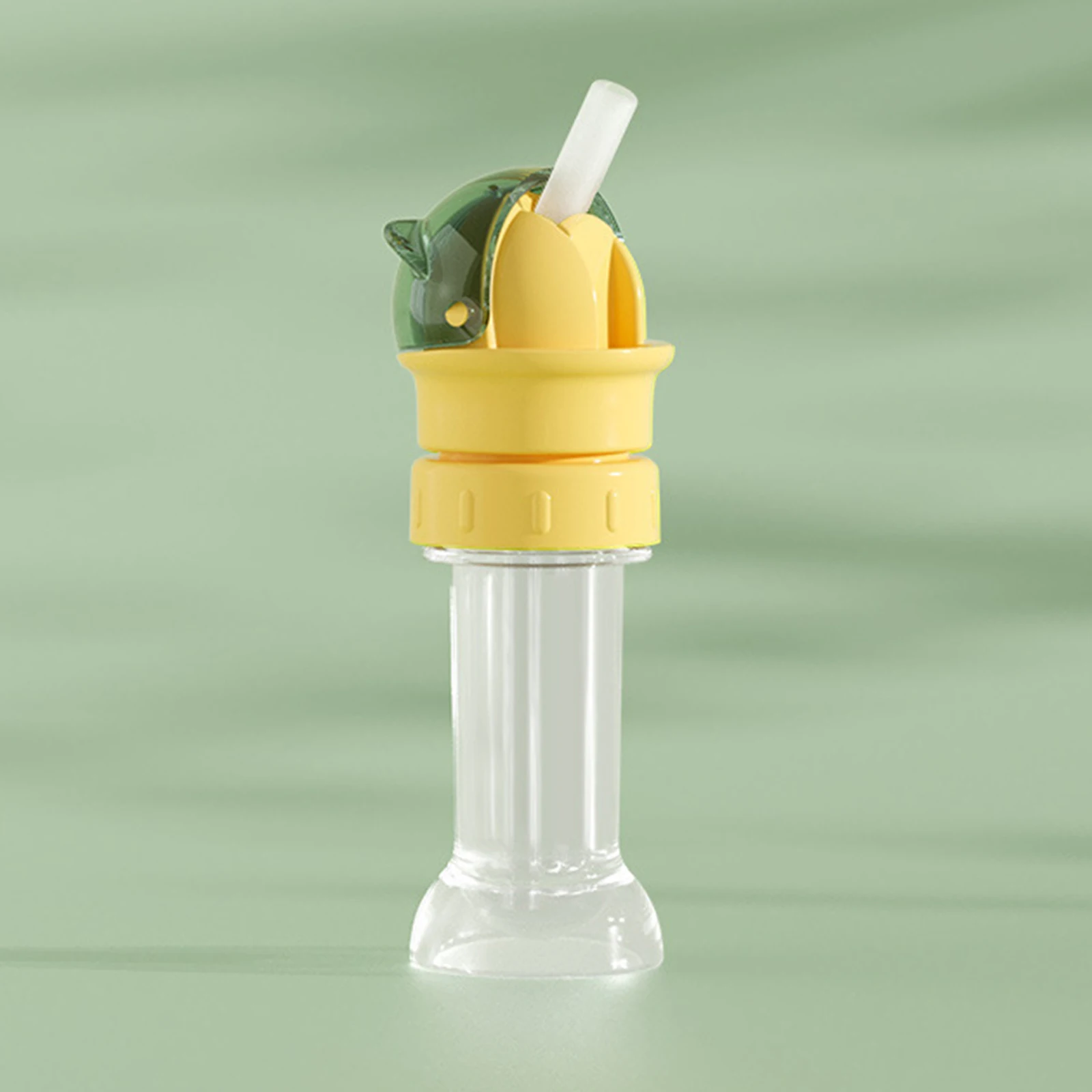 Anti-Choking Water Bottle Cap Reusable Water Bottles Straw Lid Portable Baby Self Drinking Straw Caps for Car Interiors