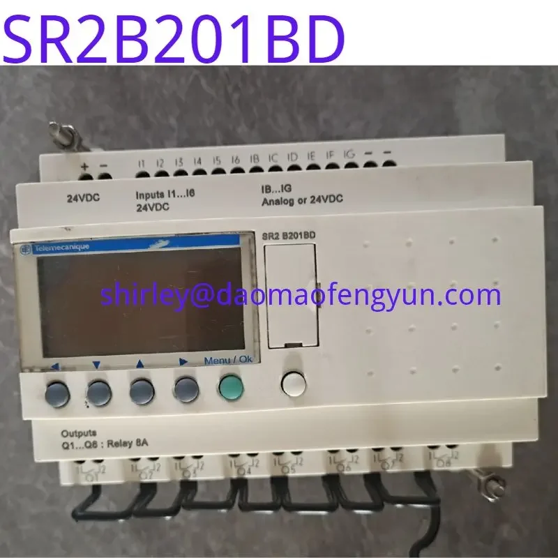 

Used SR2B201BD logic controller DC24V, with real-time clock and display panel