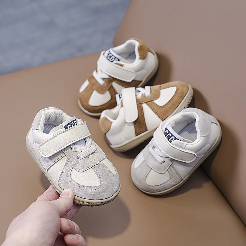 Zapatos informales antideslizantes para niños y niñas, zapatillas deportivas transpirables para exteriores, diseño de moda, color blanco