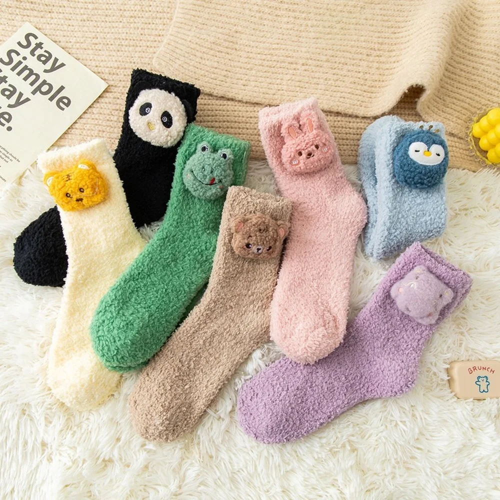 

7 Pairs 2022 New Winter Cute Harajuku Doll Coral Fleece Socks Three-dimensional Cartoon Cat Dog Bear Ladies Sleep Floor Socks