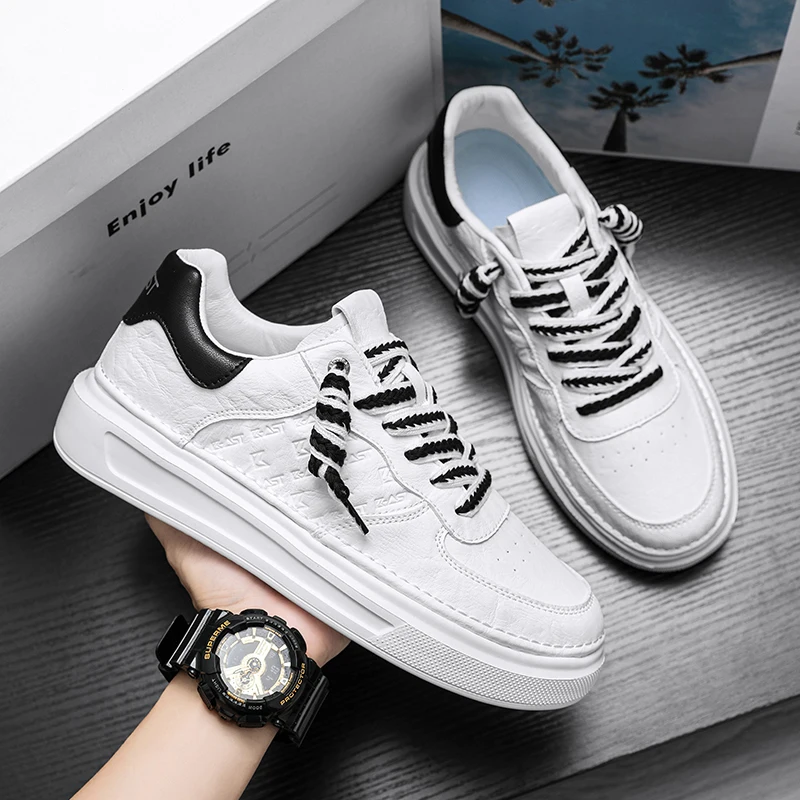 Lightweight Sneakers Men PU Leather Breathable Men's Casual White Shoes Comfort Tenis Shoes Outdoor Anti Slip Trainers Athletic