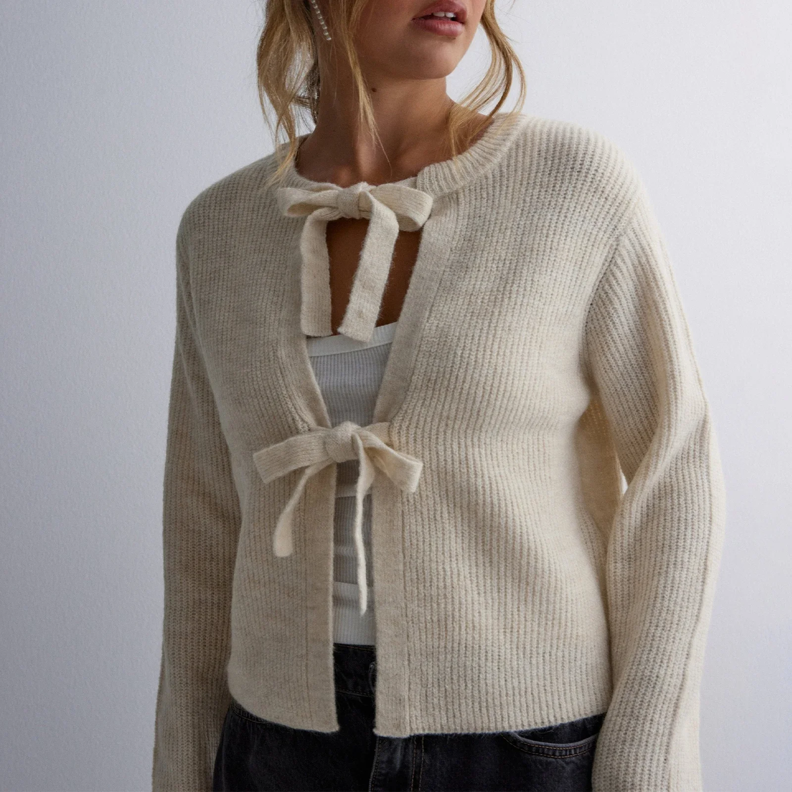 Women's Knit Sweater Long Sleeve Crew Neck Bow Tie Front Solid Color Cardigan Hollow Out Sweater Winter Fall Streetwear