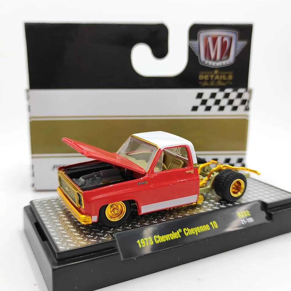 

Diecast M2 1/64 Scale 1973 Chevrolet Cheyenne 10 Pickup Truck Simulation Alloy Car Model Collectible Toy Gift Souvenir Display
