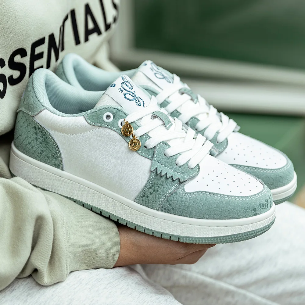 

Мужские кроссовки Mra Year of the Snake Limited, новинка 2025, нишевый дизайн, модная обувь для спорта и отдыха на толстой подошве с вышивкой