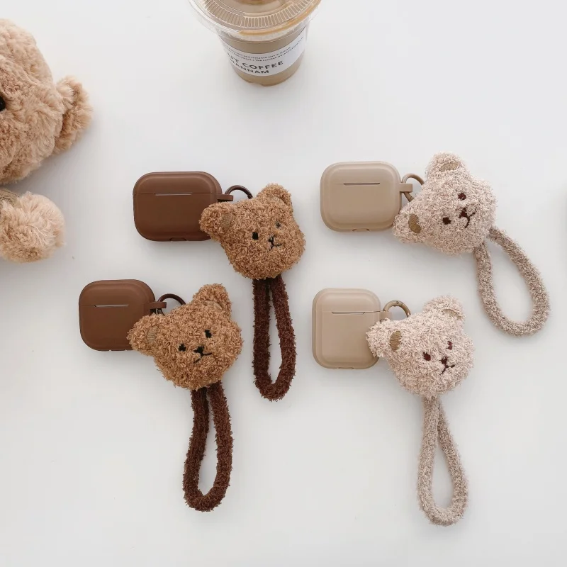Braune Anti-Fall-Kopfhörerhülle aus Silikon mit Plüschbären-Anhänger für Airpods 1, 2, Pro, Pro2, Pro3, 3, 4, stoßfest
