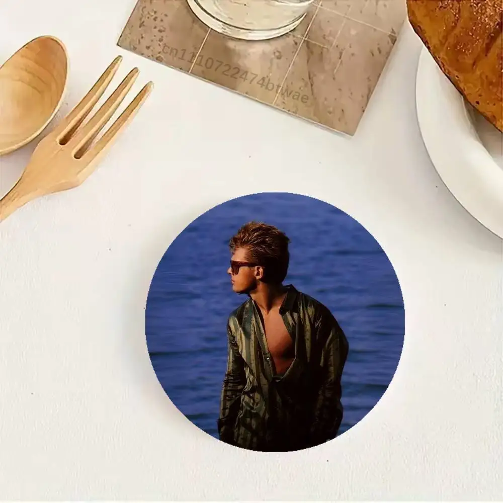 L-Luis Miguel Singer Elegant Wooden Coaster Handcrafted Wood Grain - Perfect for Coffee, Tea, Home, Bar Decor