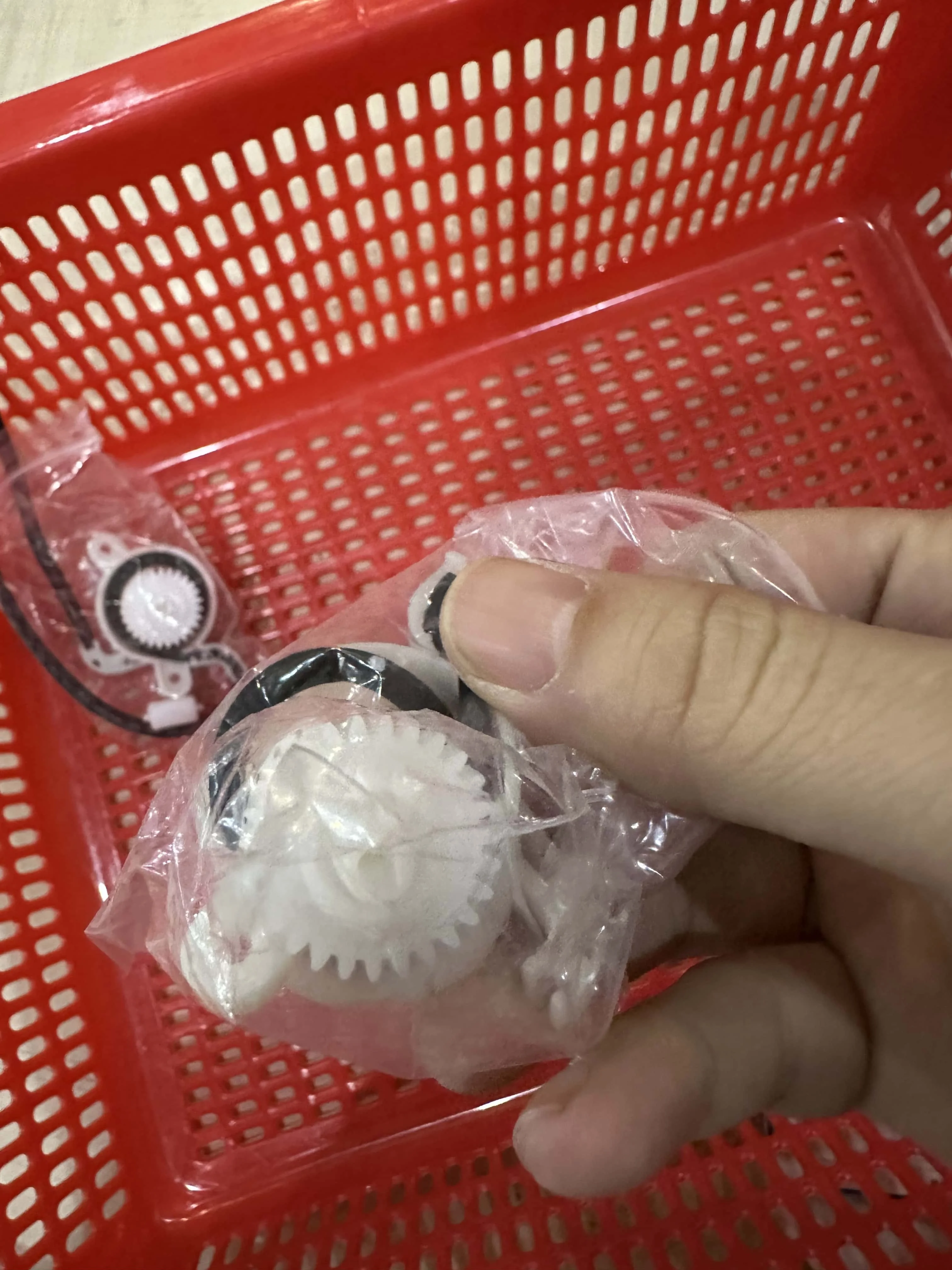 

Трубка чернильного насоса подходит для Epson EcoTank L3115 L4151 L3150 L4170 L3266 L3167 L3250 L3110 L4156 L3119 L3153L3156 L5290 L3253 L3267