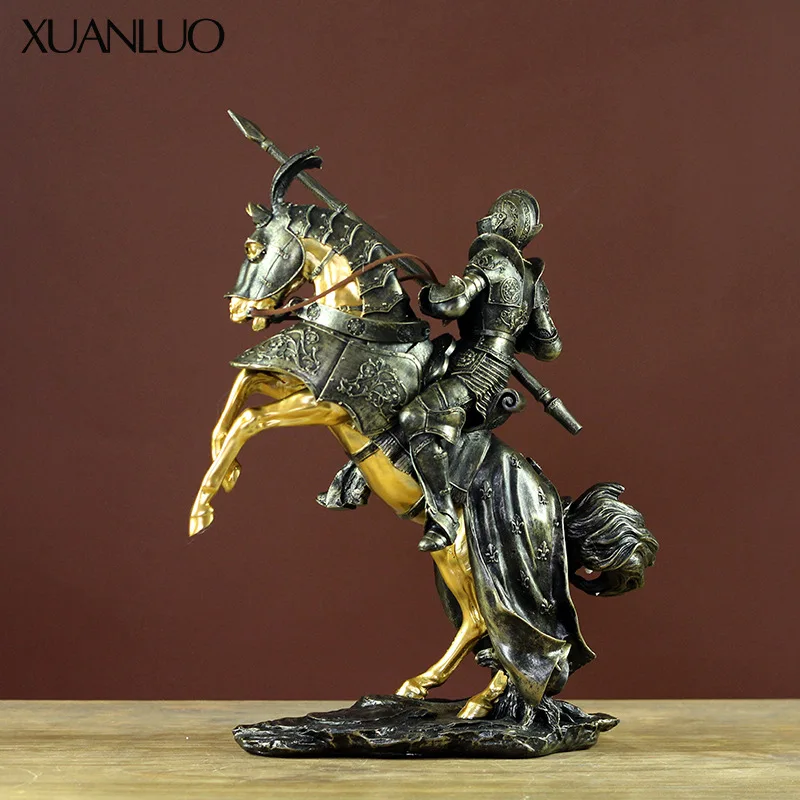 Nordic Luxury Royal Knight Resin Ornament Creative Home Decor Suitable for living rooms, TV cabinets and hallway displays