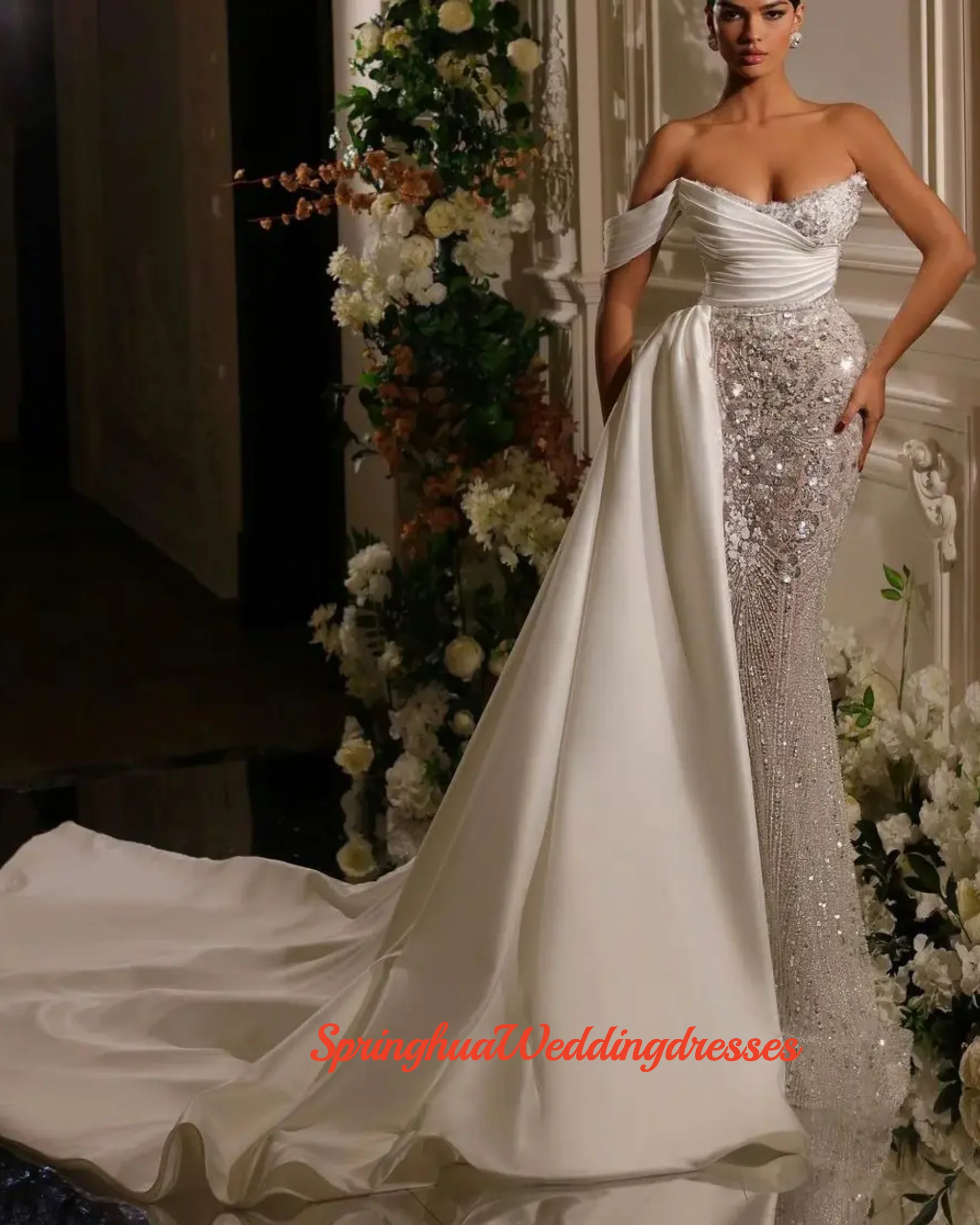 Customzied Arabic Mermaid Wedding Dress With Detachable Train Illusion Sequined Lace Bridal Gowns Robe de soiree