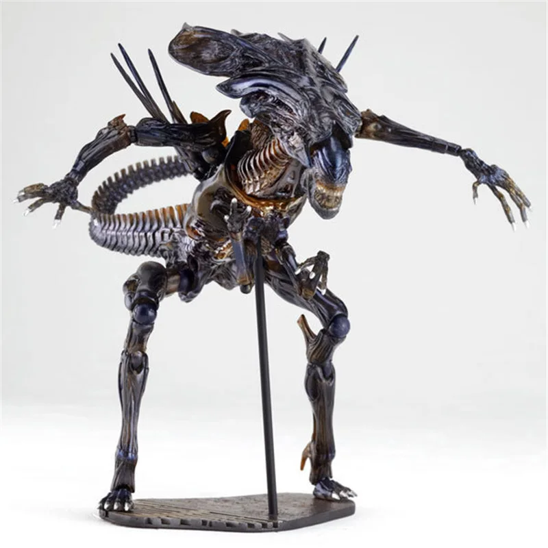 Alien vs. Predator Queen Action Figure Xenomorph Collection Ornaments Movable Model Toys