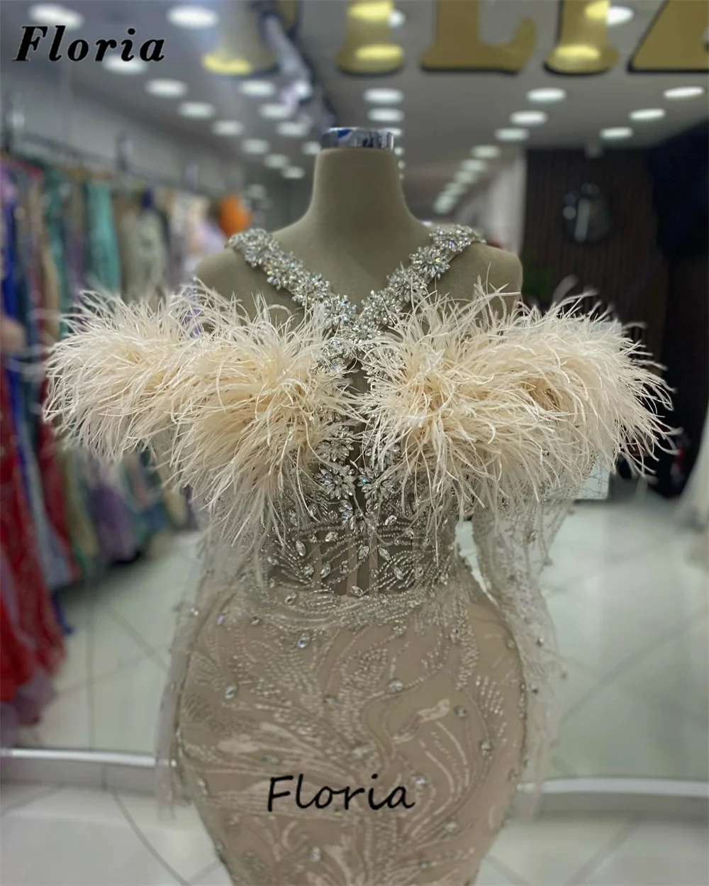 Haute Coutures-Vestidos de Noche de plumas con cuello transparente, vestido de fiesta de Dubai de manga larga, vestido de fiesta de cumpleaños con cuentas de cristales, vestido de compromiso