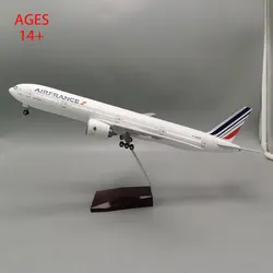 Air France 47CM 1:142 Model aircraft B777 Air France Airbus LED light die casting machine collected as a gift for aviation enthu